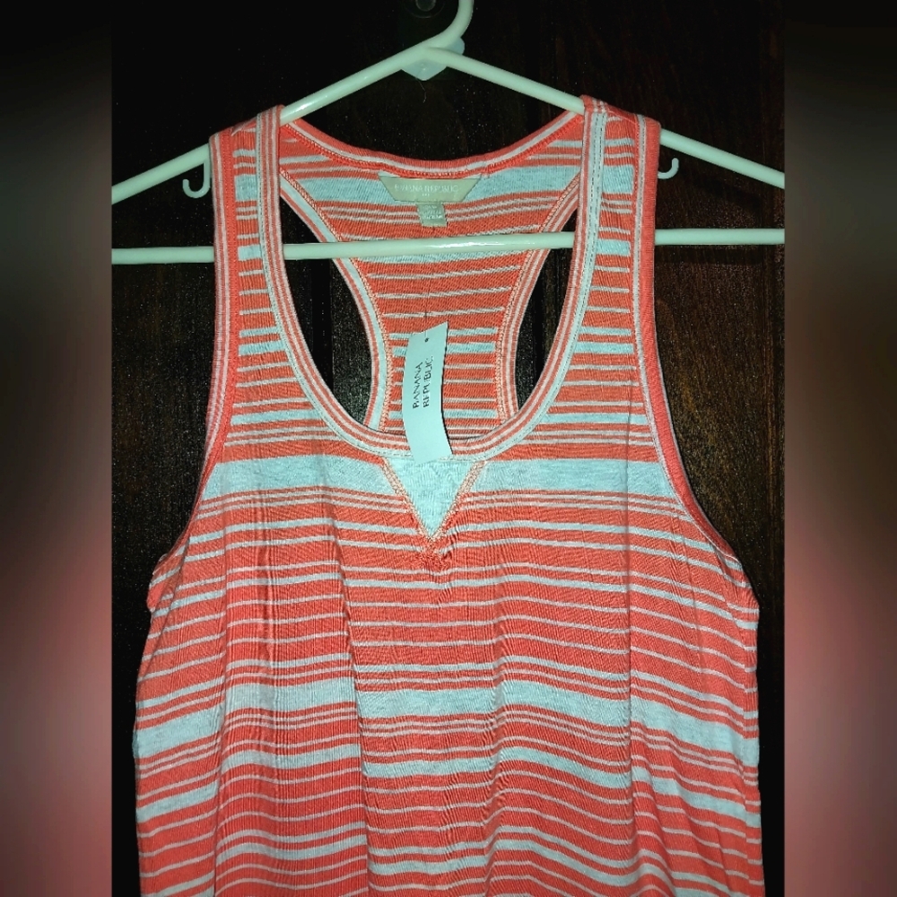 Banana Republic Racer Back Tank - Picture 2 of 4